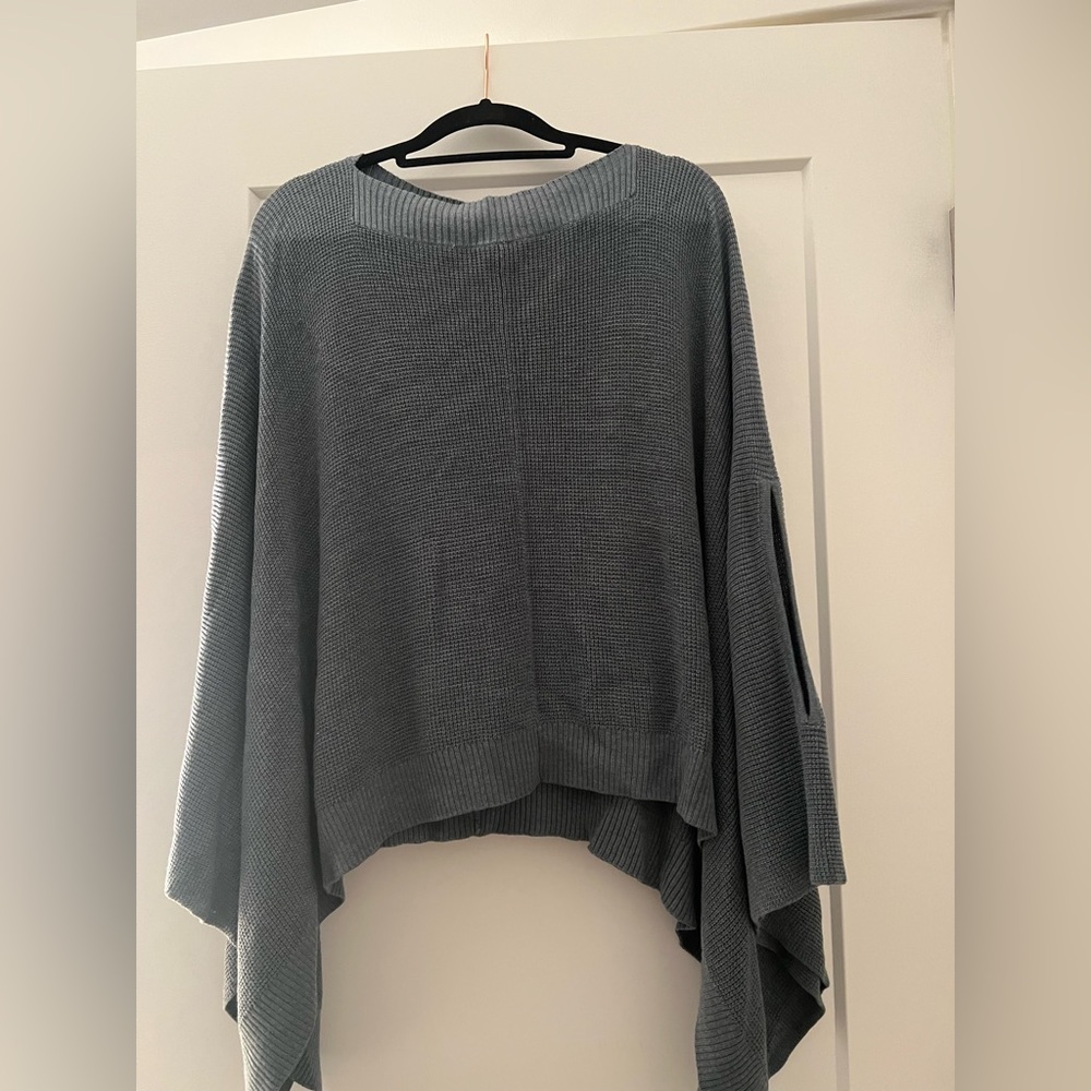 Lululemon sweater
